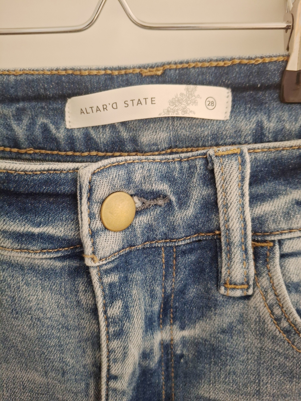 Altar'd State Women's Blue Denim Jeans (Stretch)